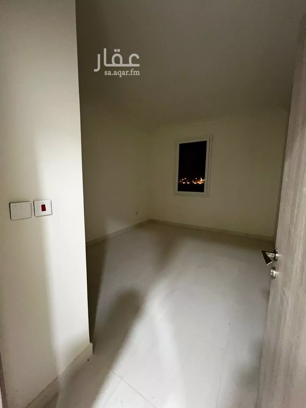 فيلا 5 غرف في العارض 12