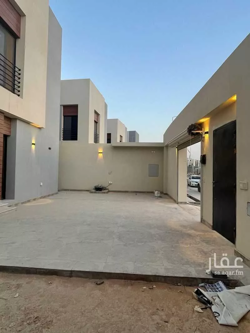 فيلا 4 غرف في الجنادرية 13