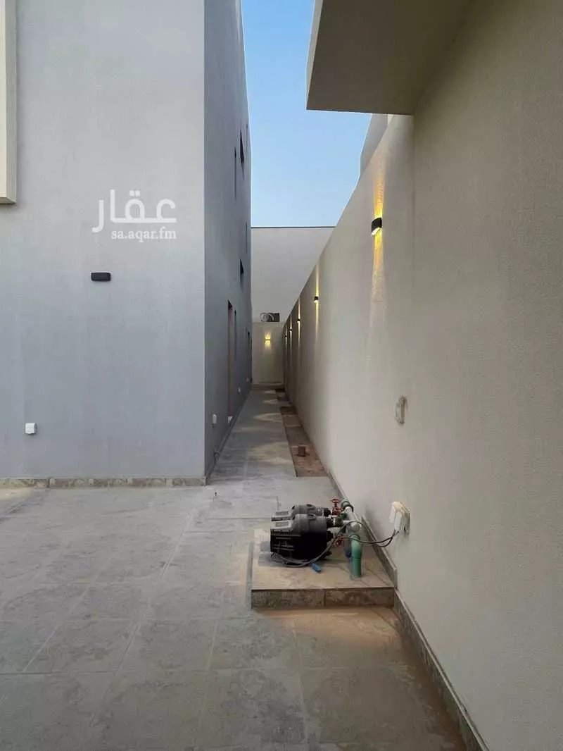 فيلا 4 غرف في الجنادرية 14