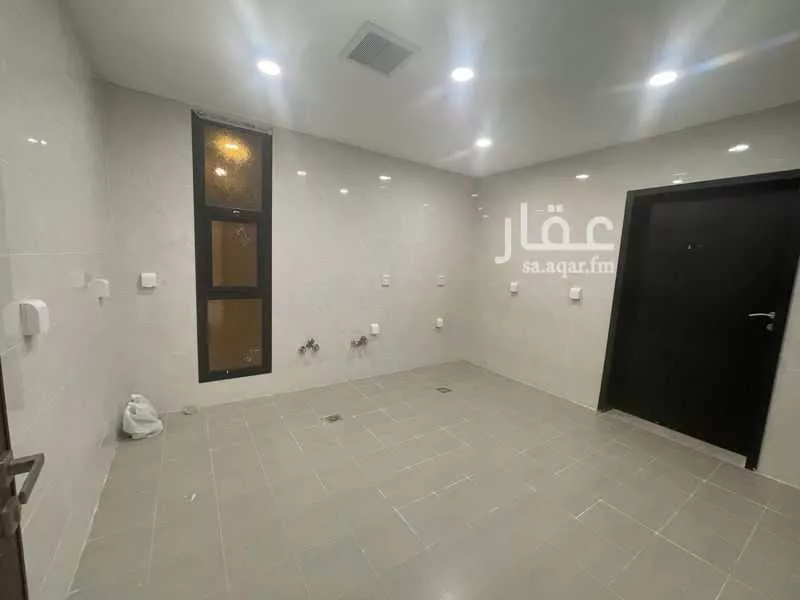فيلا 5 غرف في الجنادرية 15