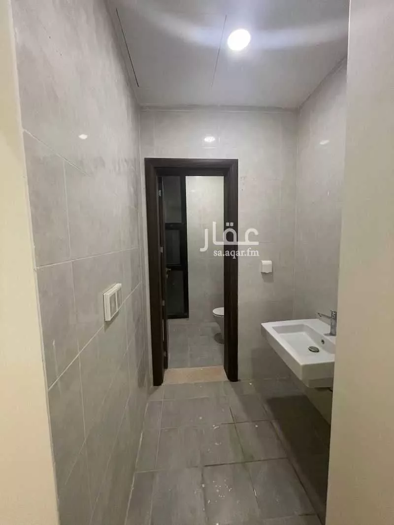 فيلا 3 غرف في الجنادرية 8