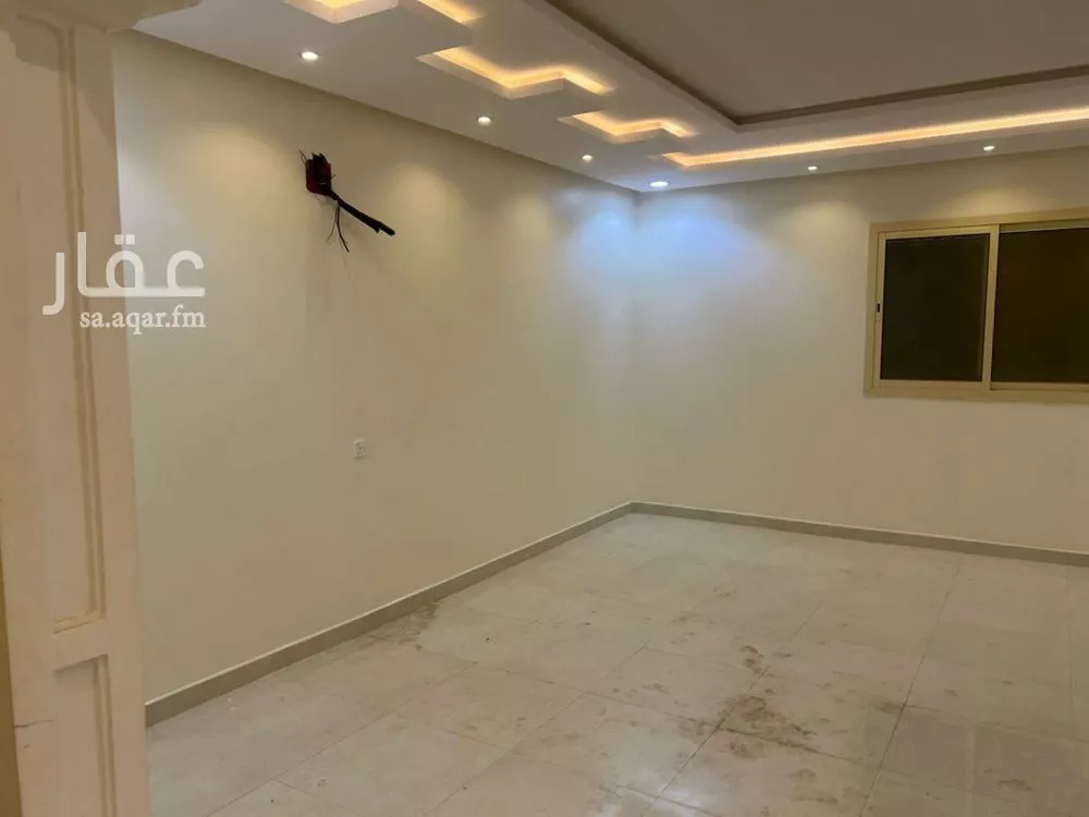 6 bedroom villa in Tuwaiq 8