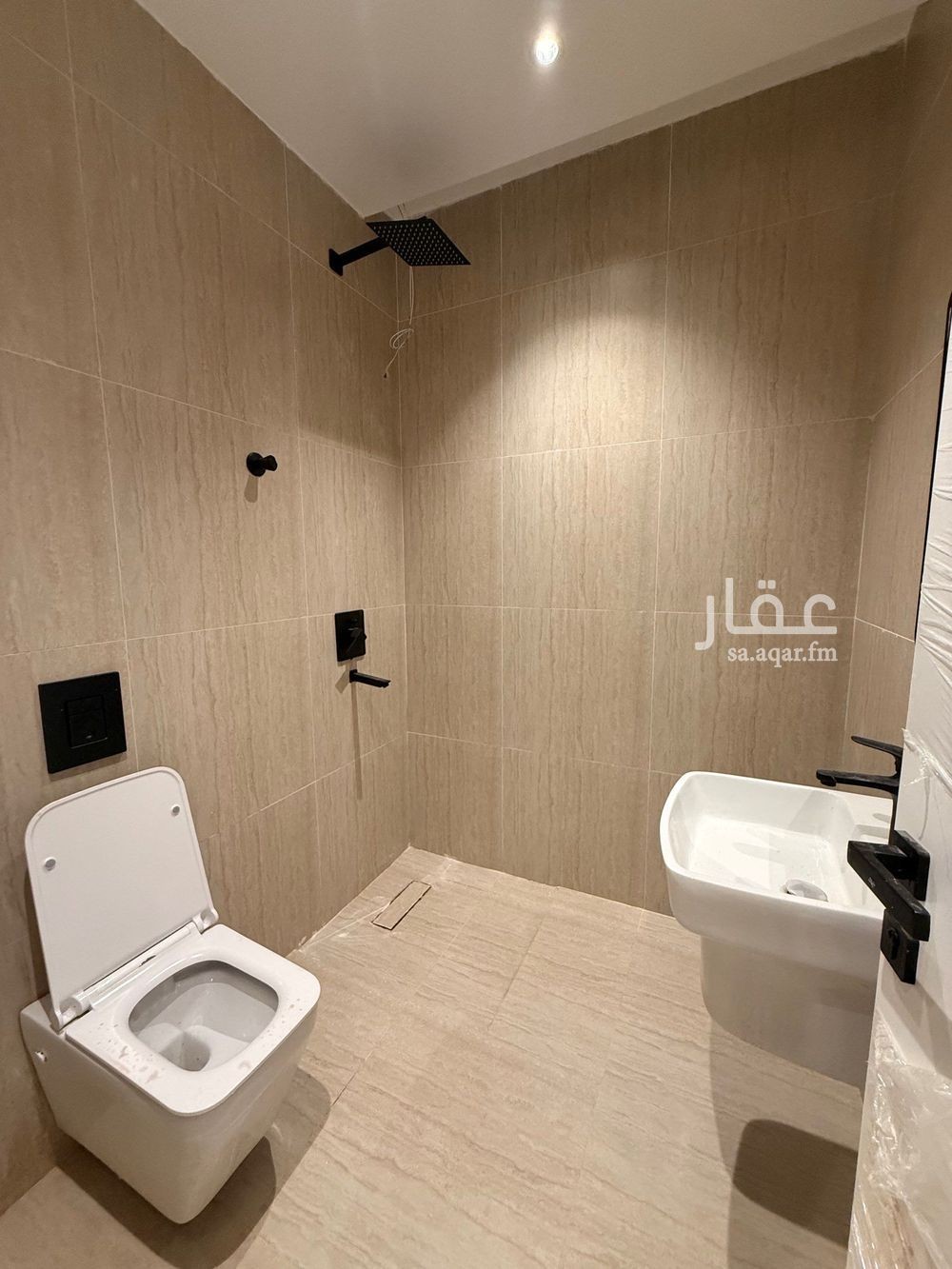 2 bedroom apartment in Al Rawdah 4