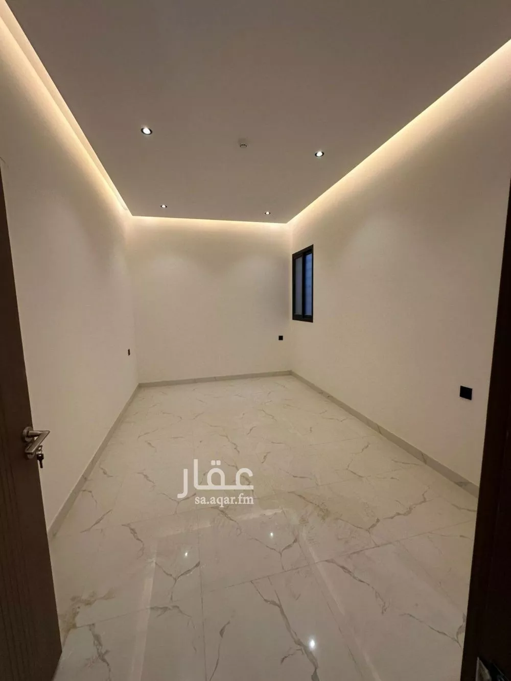 4 bedroom apartment in Al Hazm 5