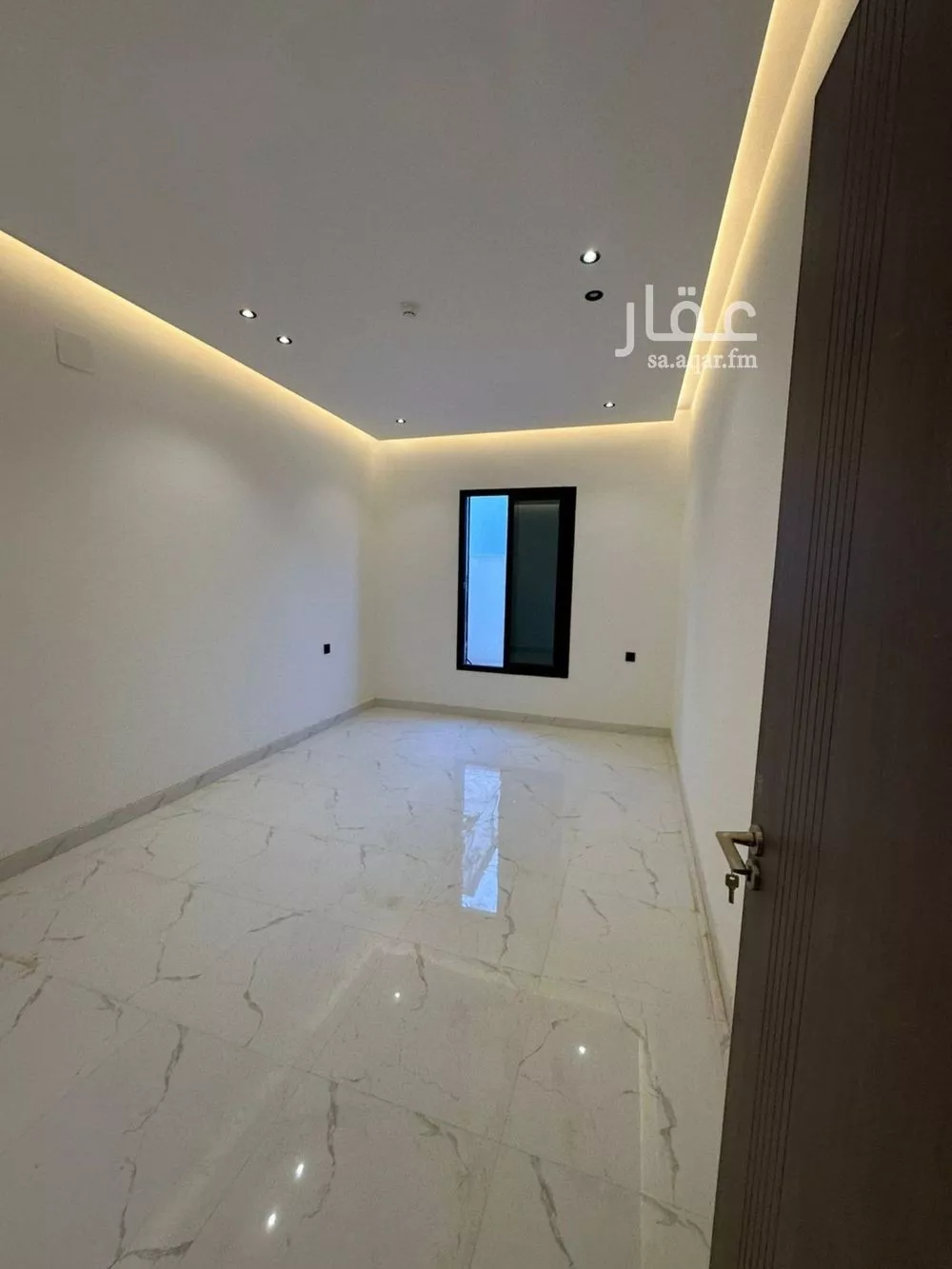 4 bedroom apartment in Al Hazm 6