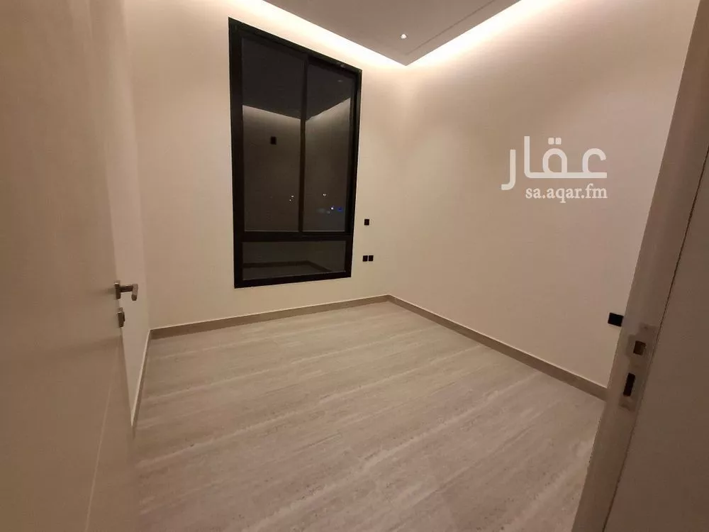 4 bedroom floor in Al Munsiyah 17