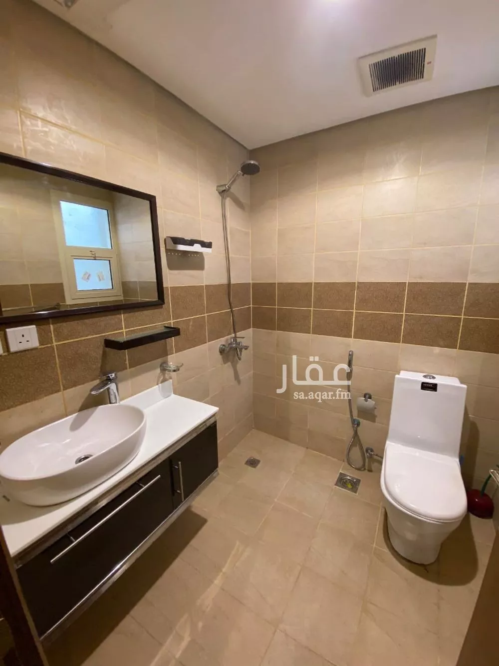 2 bedroom apartment in Al Malqa 8