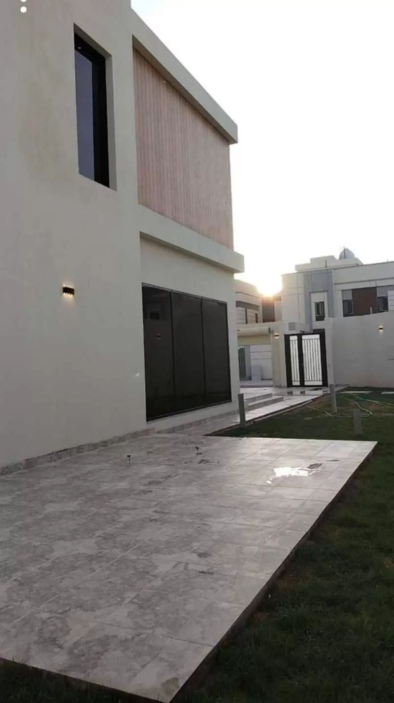 فيلا 3 غرف في الجنادرية 18