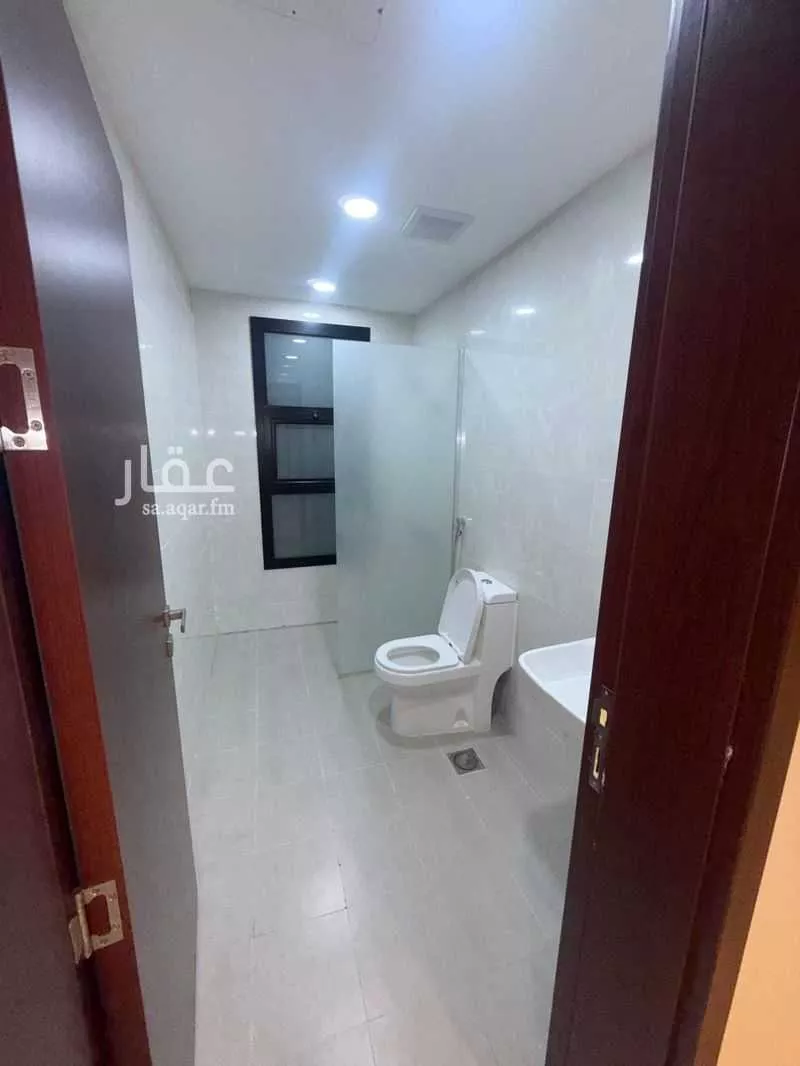 فيلا 8 غرف في الجنادرية 11