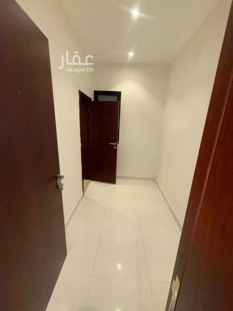 فيلا 8 غرف في الجنادرية 18