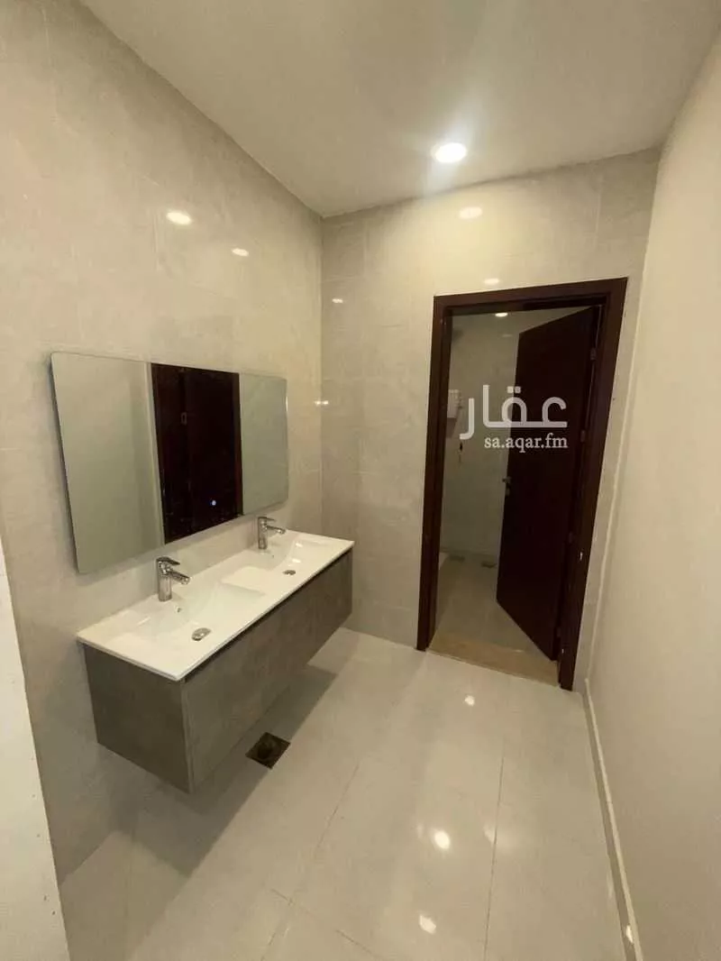 فيلا 8 غرف في الجنادرية 26