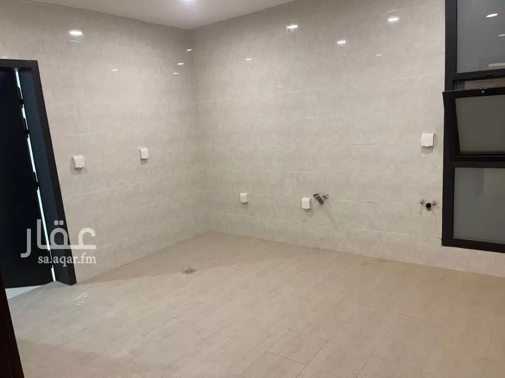 7 bedroom villa in Al Janadriyah 28