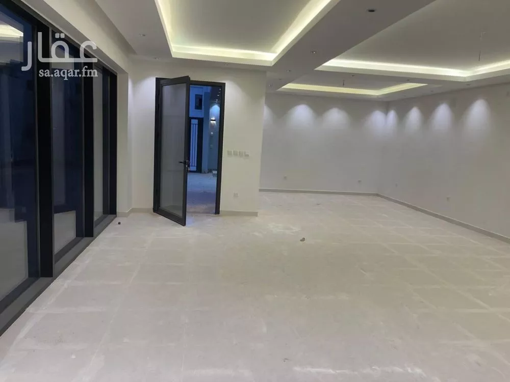 7 bedroom villa in Al Janadriyah 30