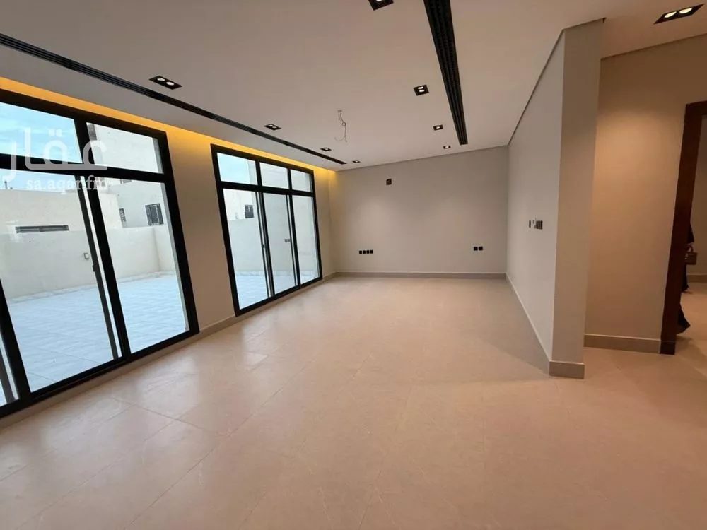 4 bedroom villa in Al Narjis 7