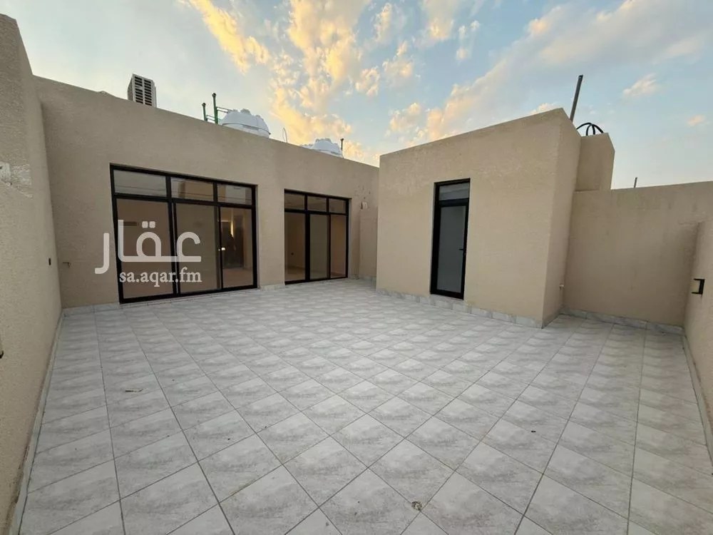 4 bedroom villa in Al Narjis 8