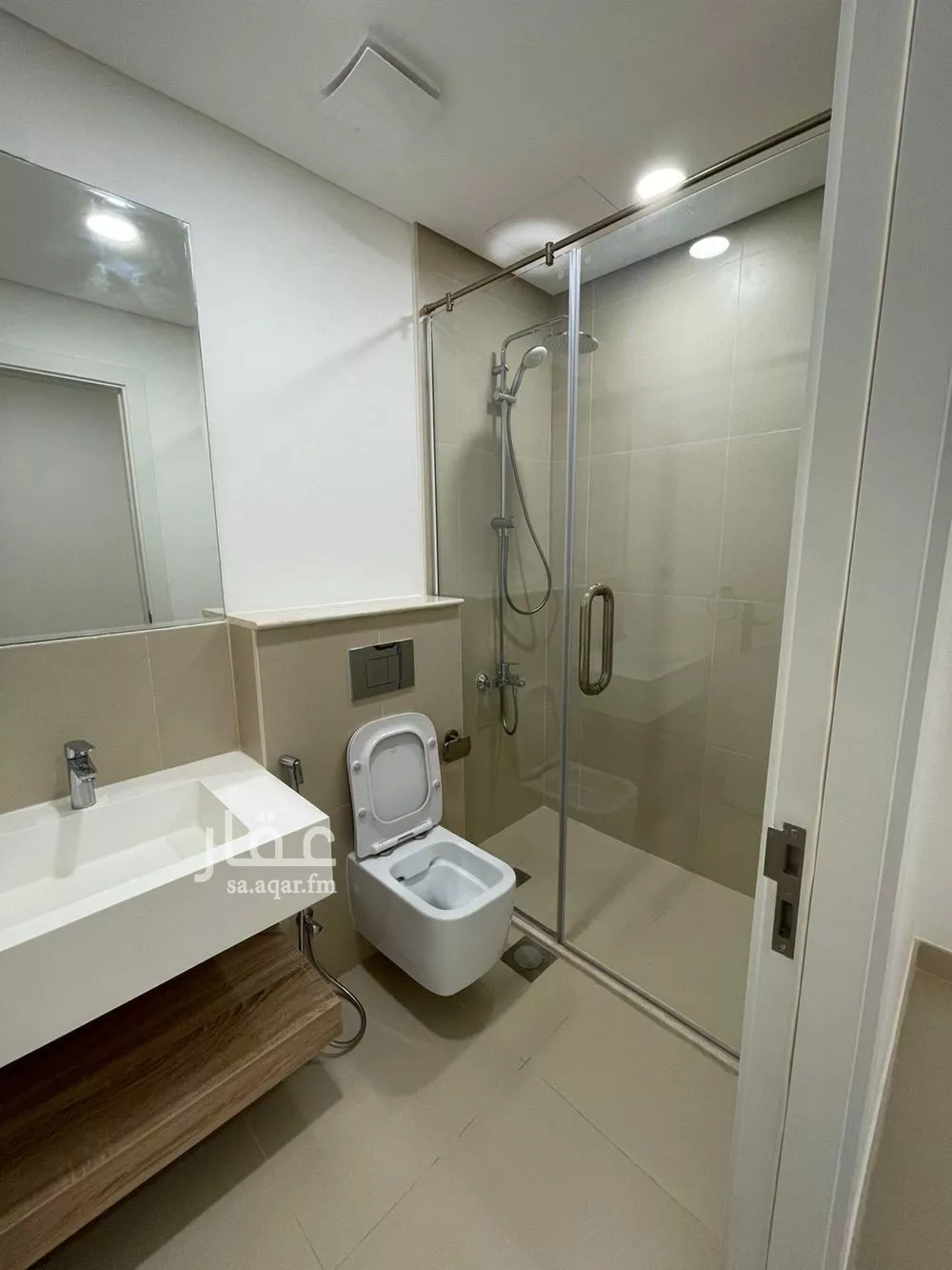 4 bedroom villa in Al Munsiyah 6