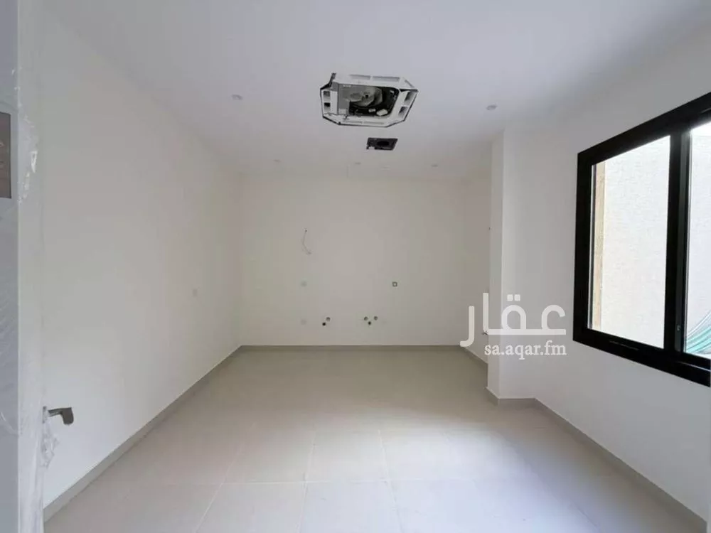 7 bedroom villa in Al Narjis 18