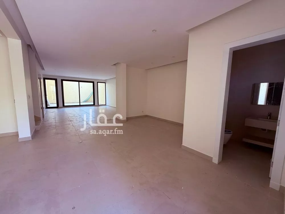 7 bedroom villa in Al Narjis 26