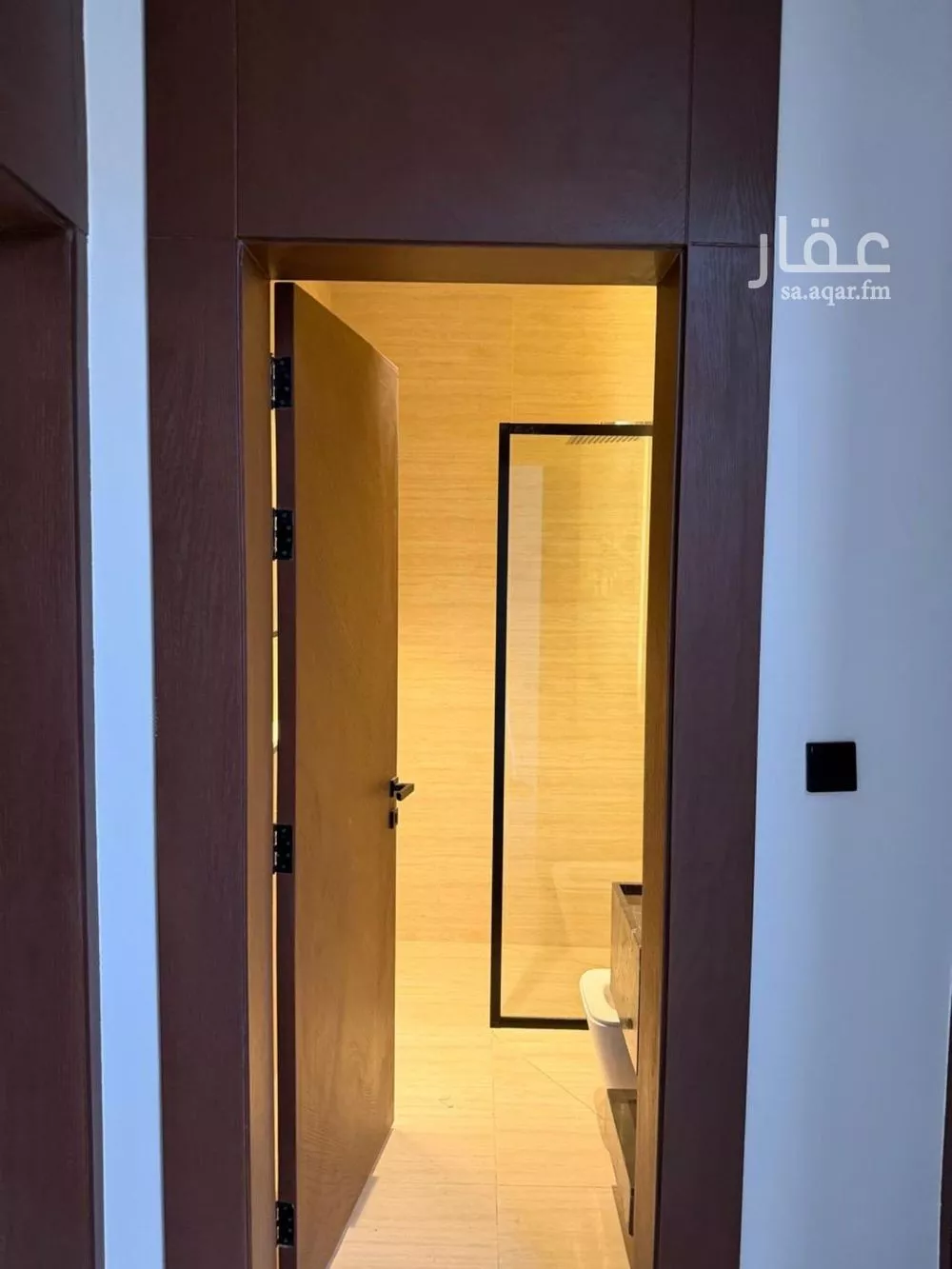 فيلا 4 غرف في العارض 17