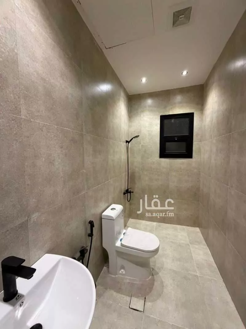 3 bedroom apartment in Al Maizilah, Riyadh 7