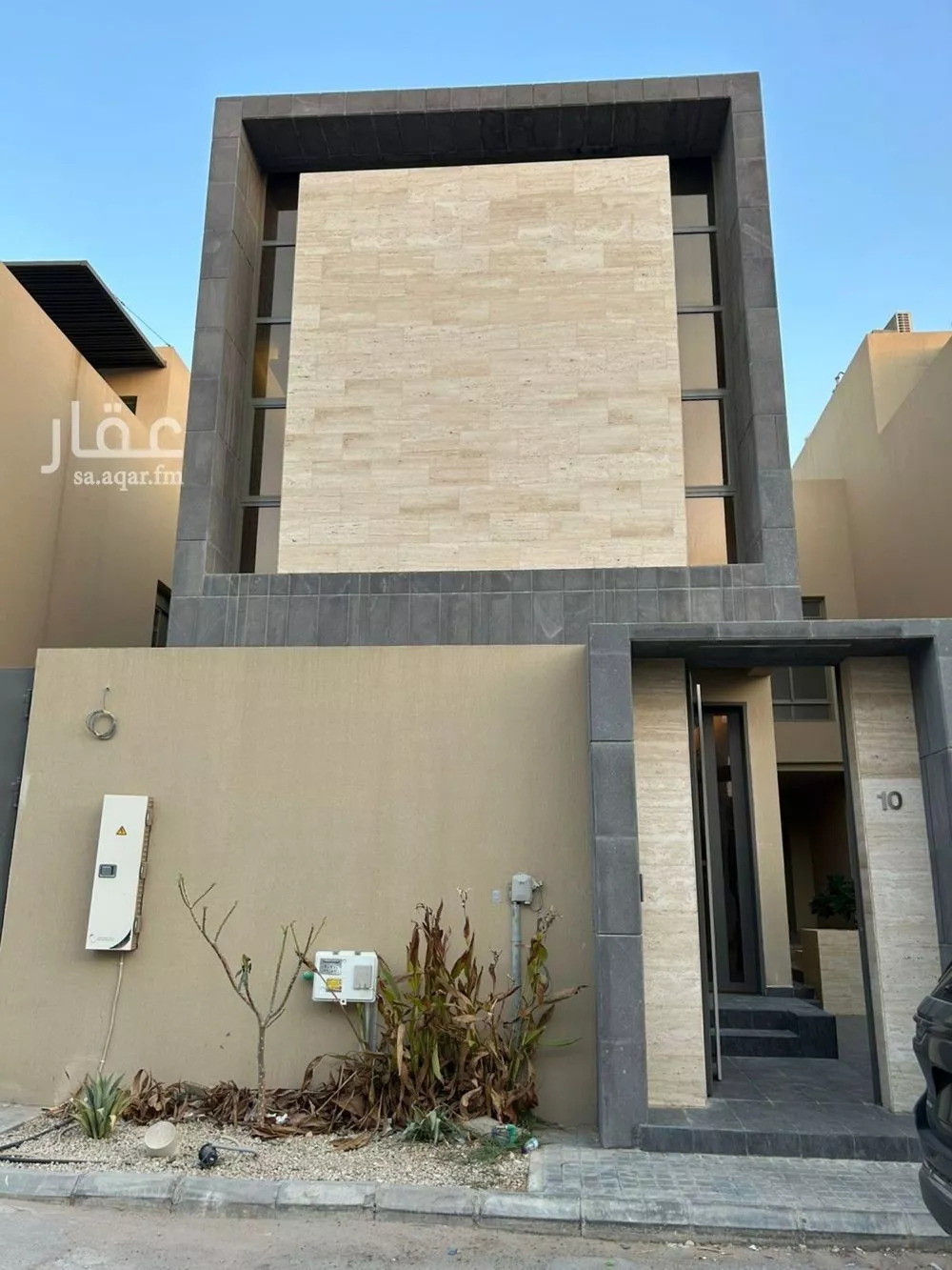 5 bedroom villa in Al Narjis 14