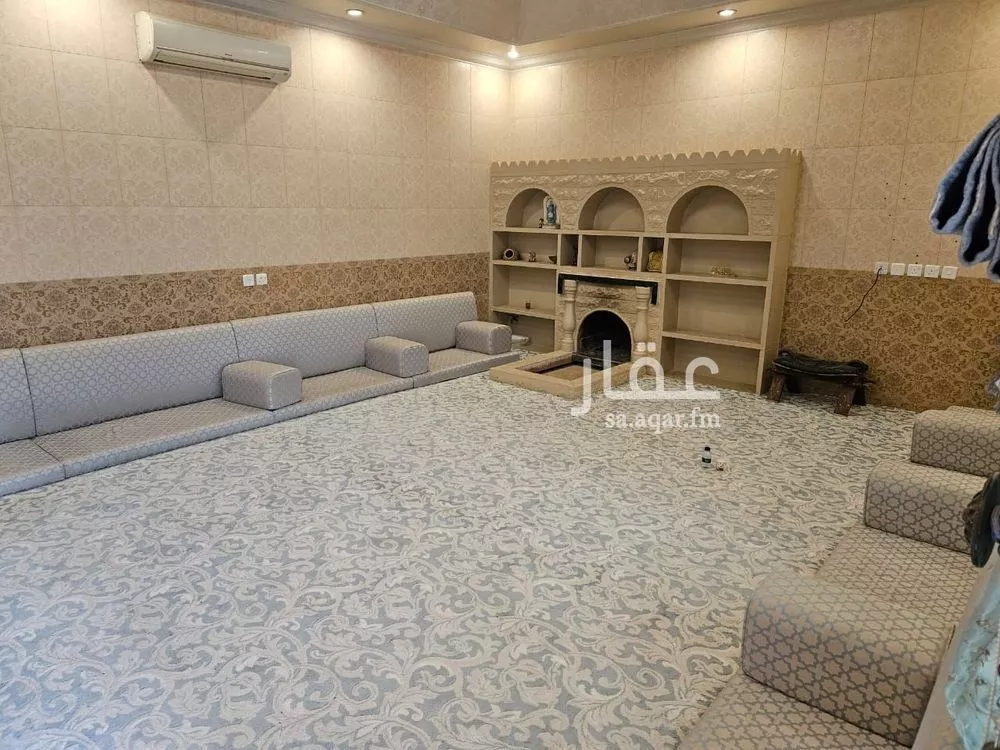 فيلا 11 غرف في الخليج 11
