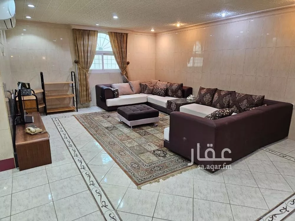 فيلا 11 غرف في الخليج 17