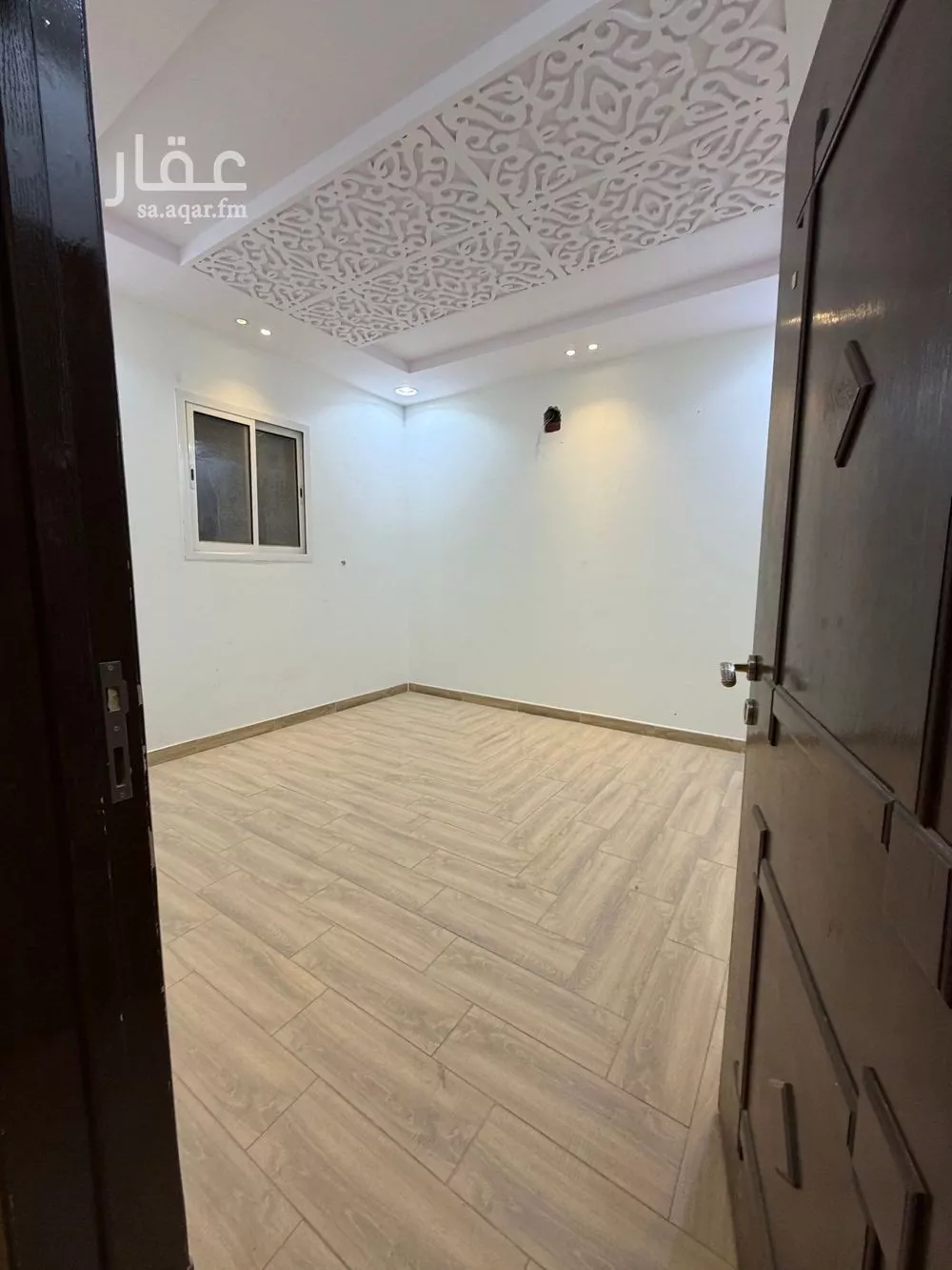 فيلا 9 غرف في طويق 19