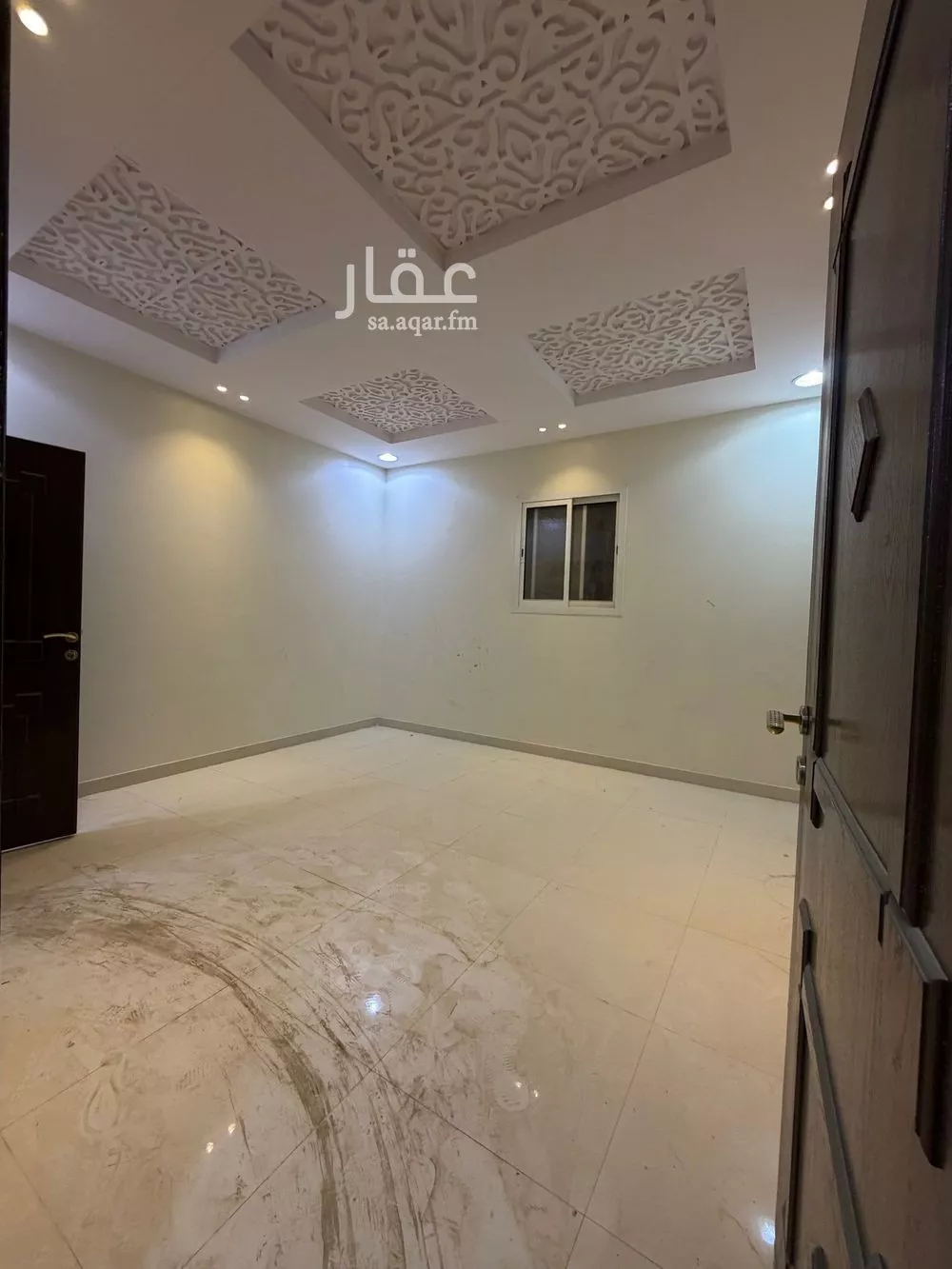 فيلا 9 غرف في طويق 10