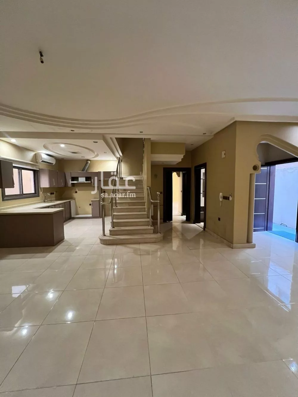 5 bedroom villa in Al Nakheel 2