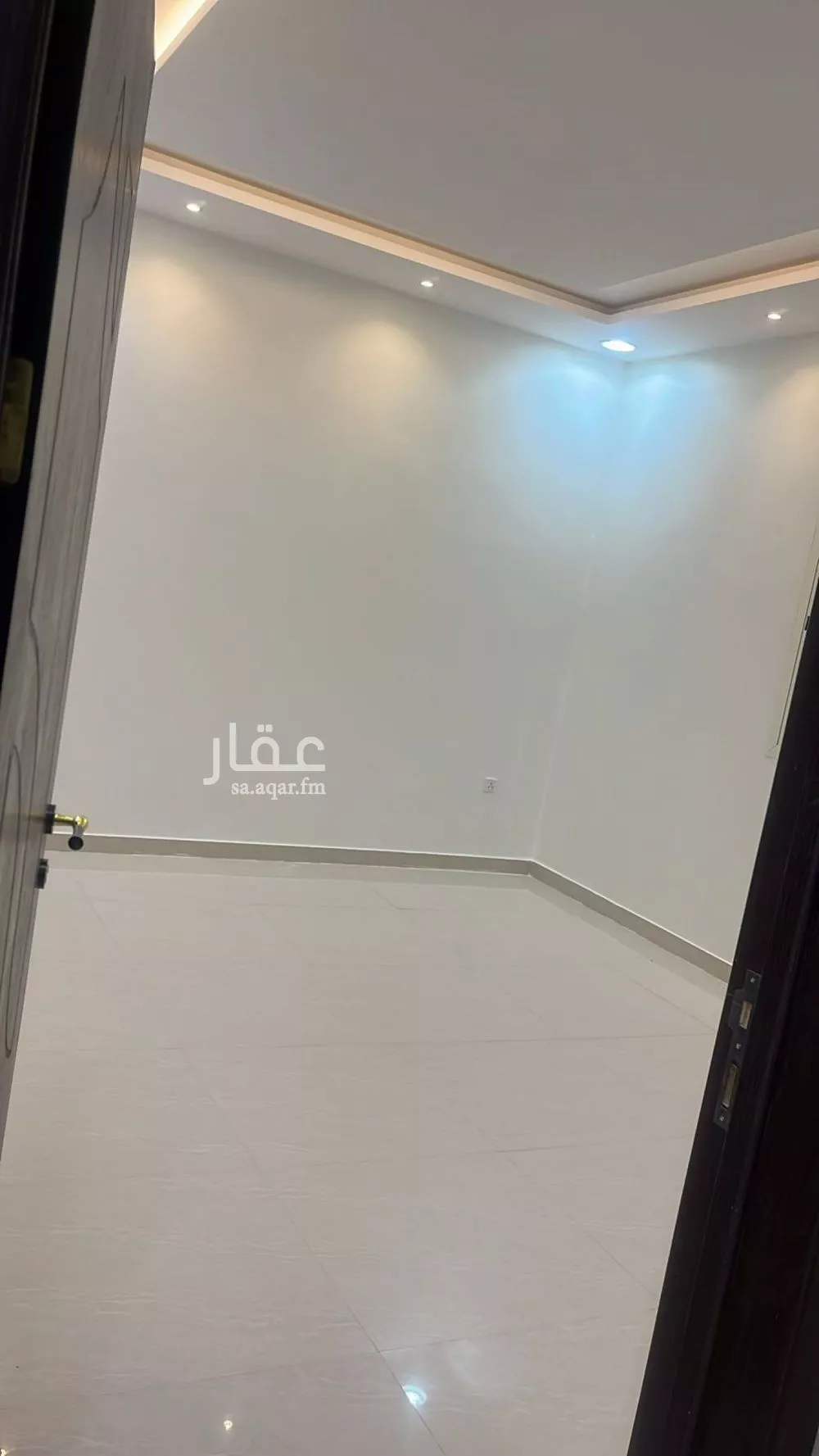 فيلا 5 غرف في العارض 15