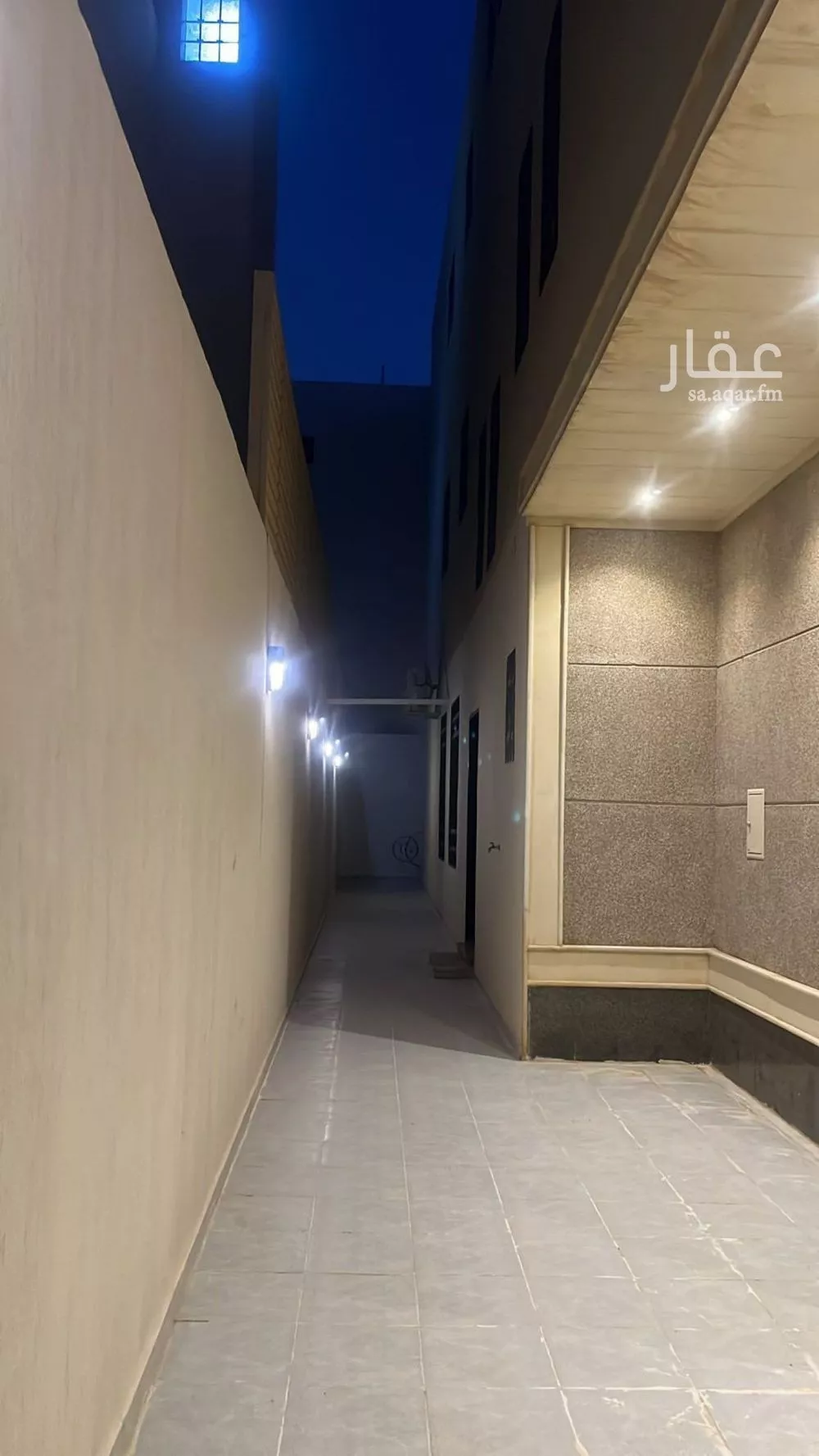 فيلا 5 غرف في العارض 6