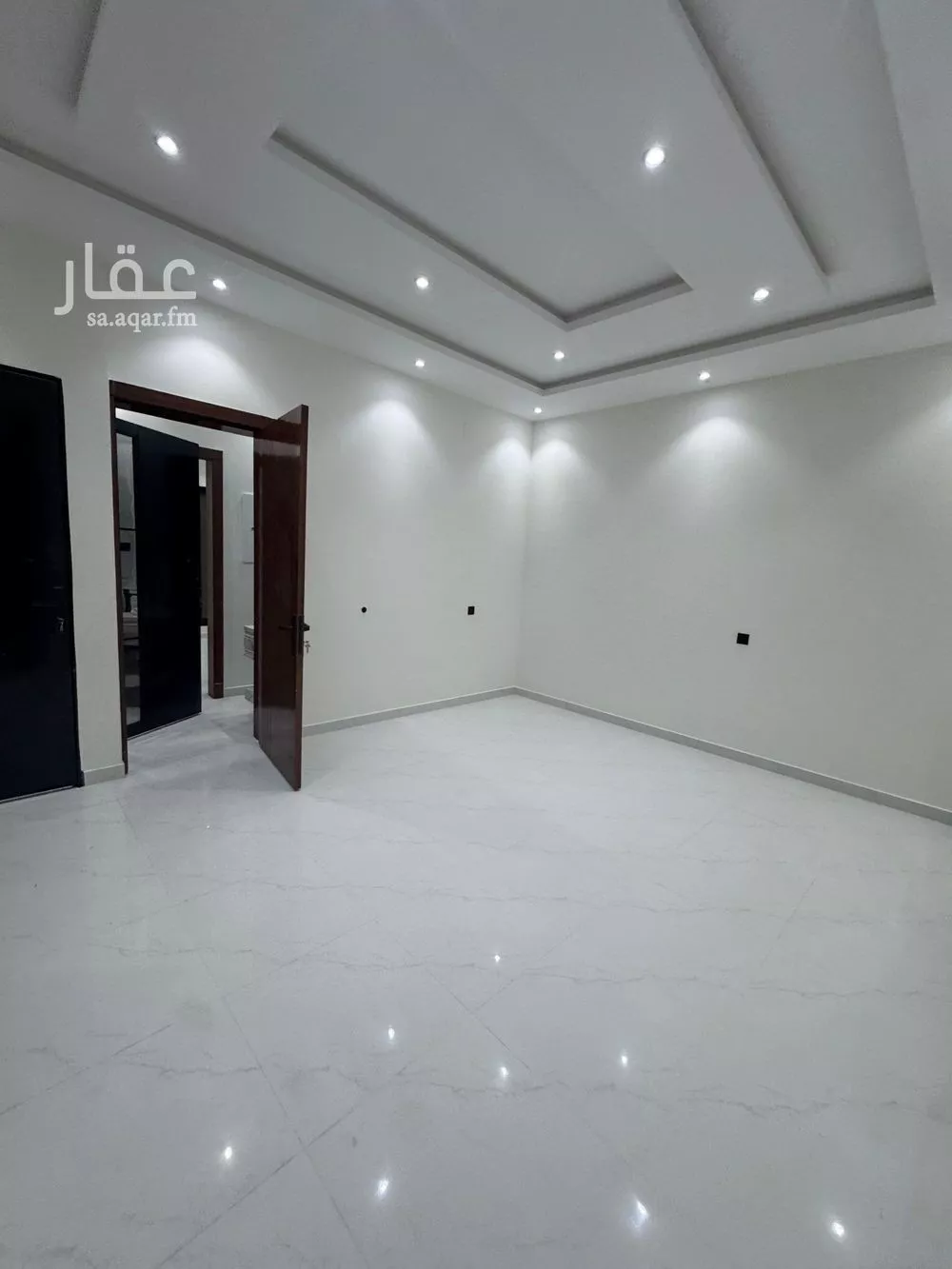 4 bedroom floor in Ad Dar Al Baida 4