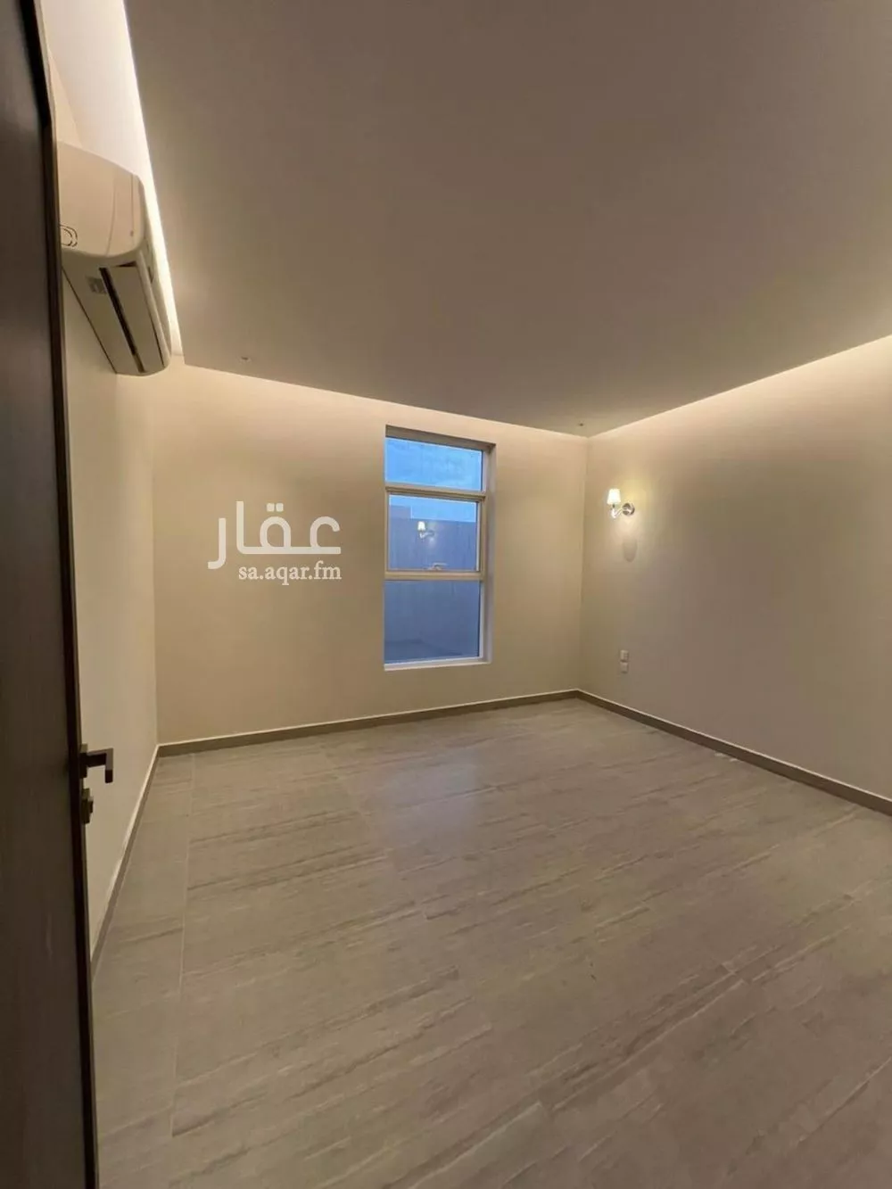 فيلا 4 غرف في الملك فهد 2