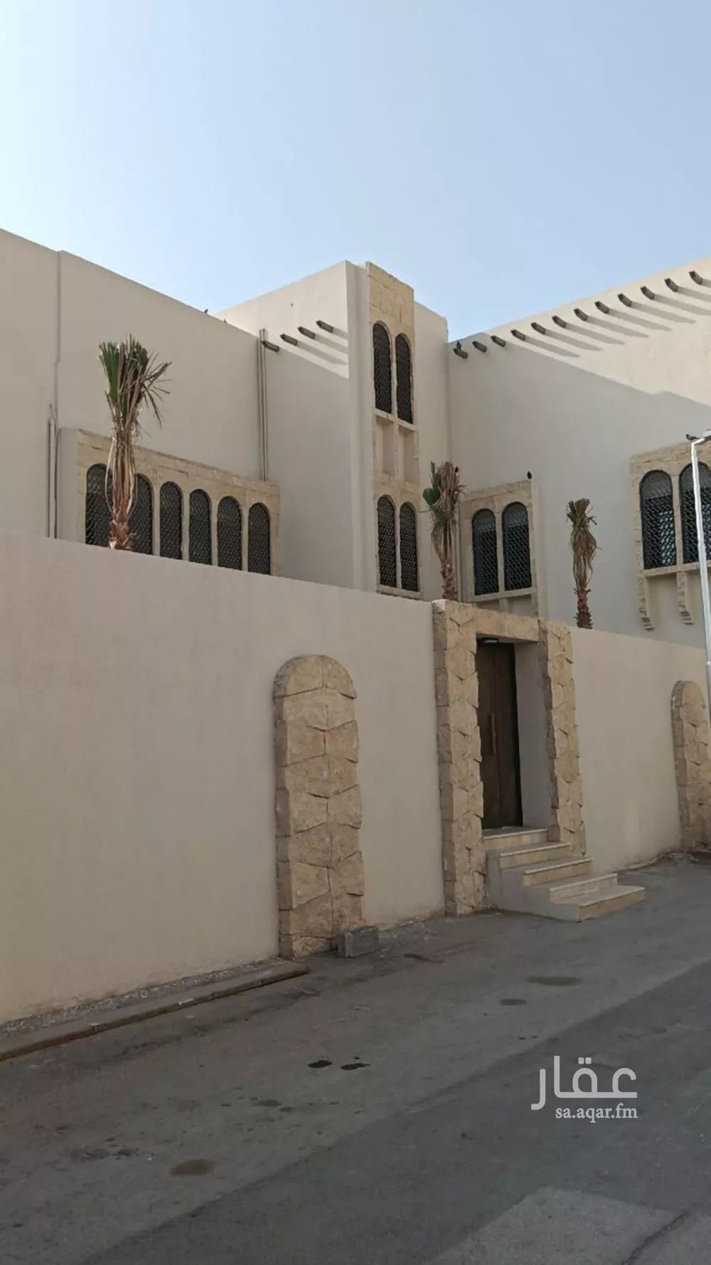 فيلا 22 غرف في المربع 3