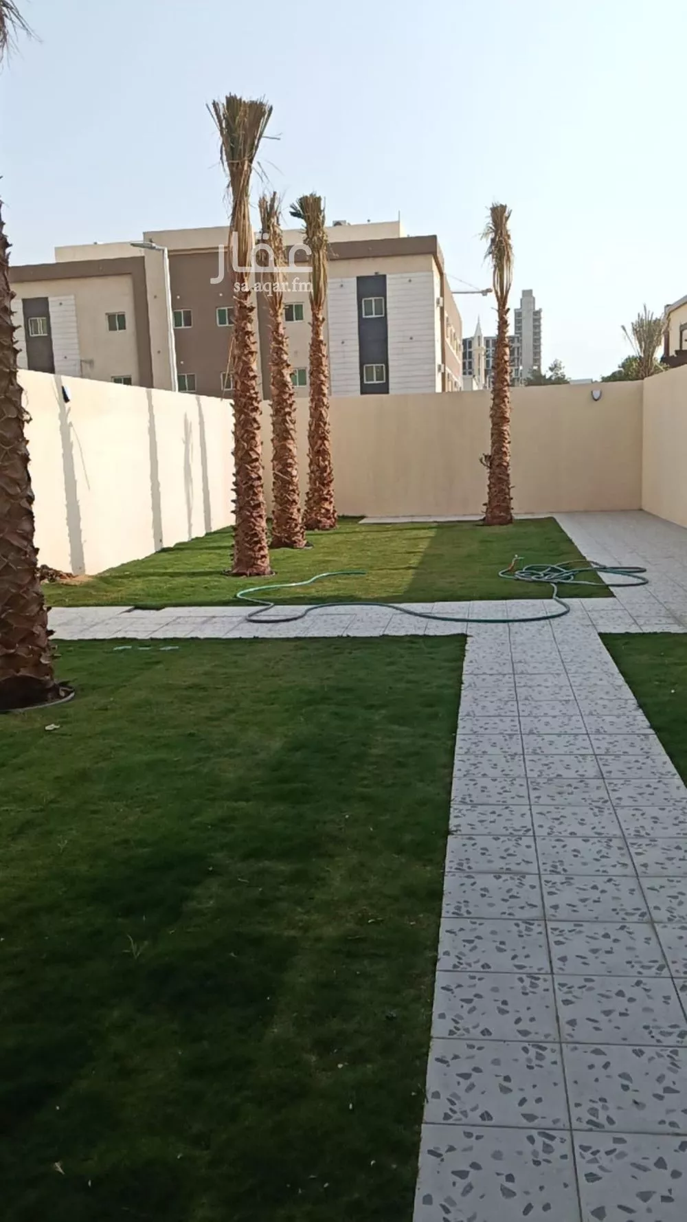 فيلا 22 غرف في المربع 7