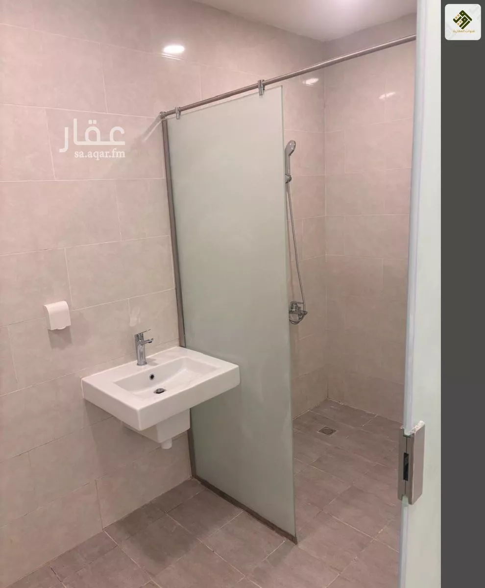 3 bedroom villa in Al Janadriyah 21