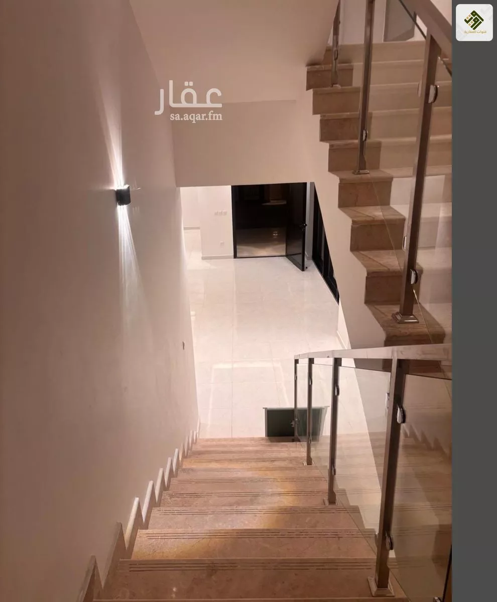 3 bedroom villa in Al Janadriyah 9