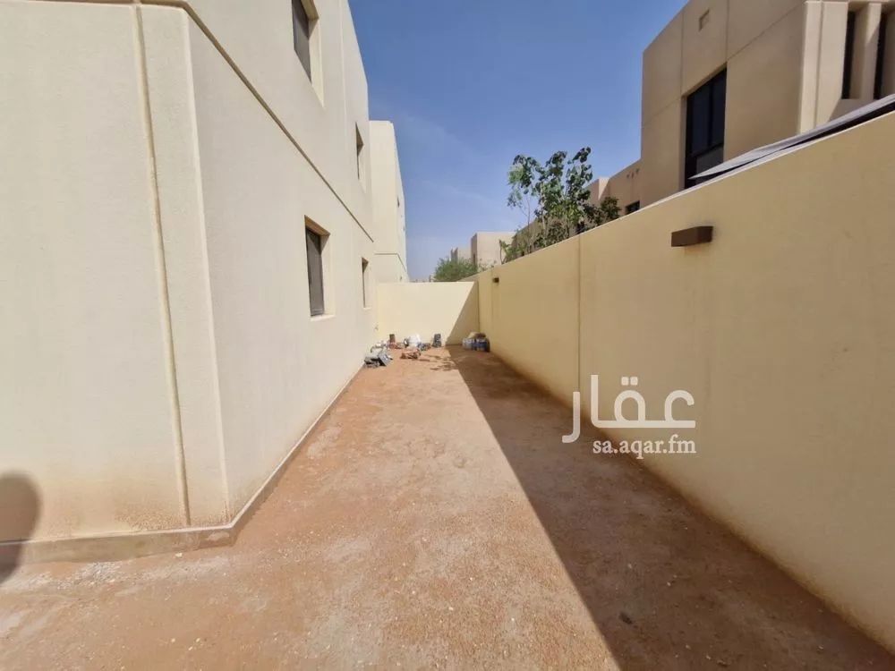 فيلا 4 غرف في سدرة 7