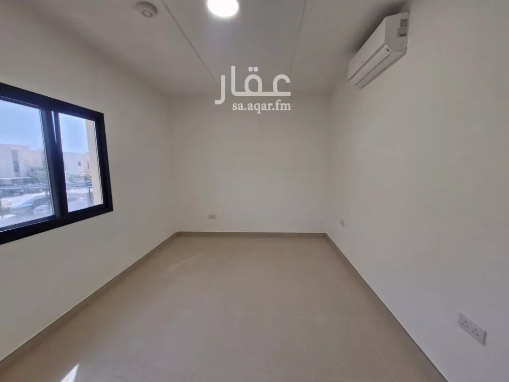 فيلا 4 غرف في سدرة 9