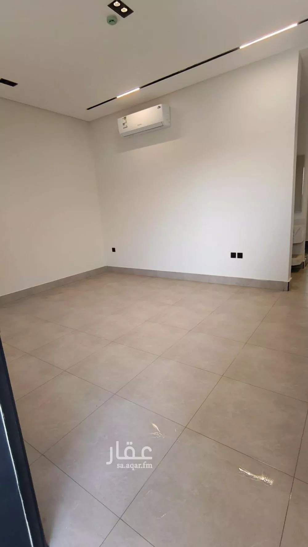 4 bedroom villa in Al Rimal 7