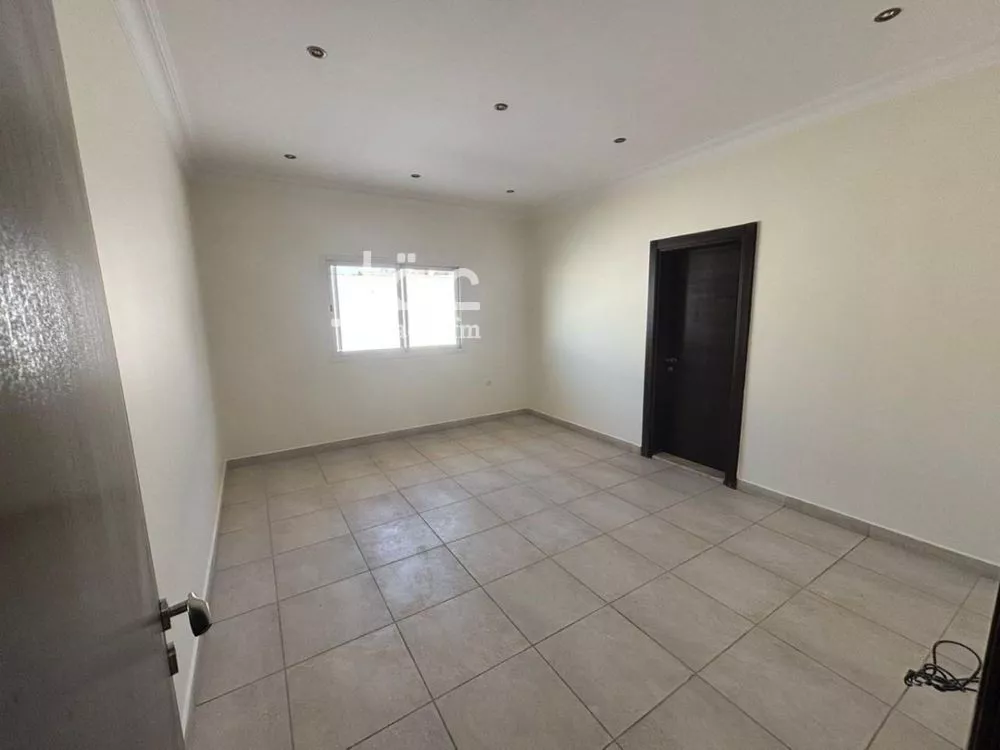 2 bedroom villa in Al Rabwa 3