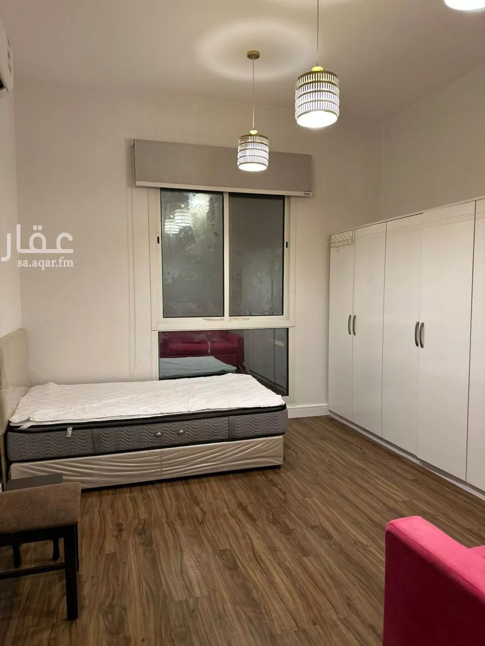 فيلا 3 غرف في العارض 4