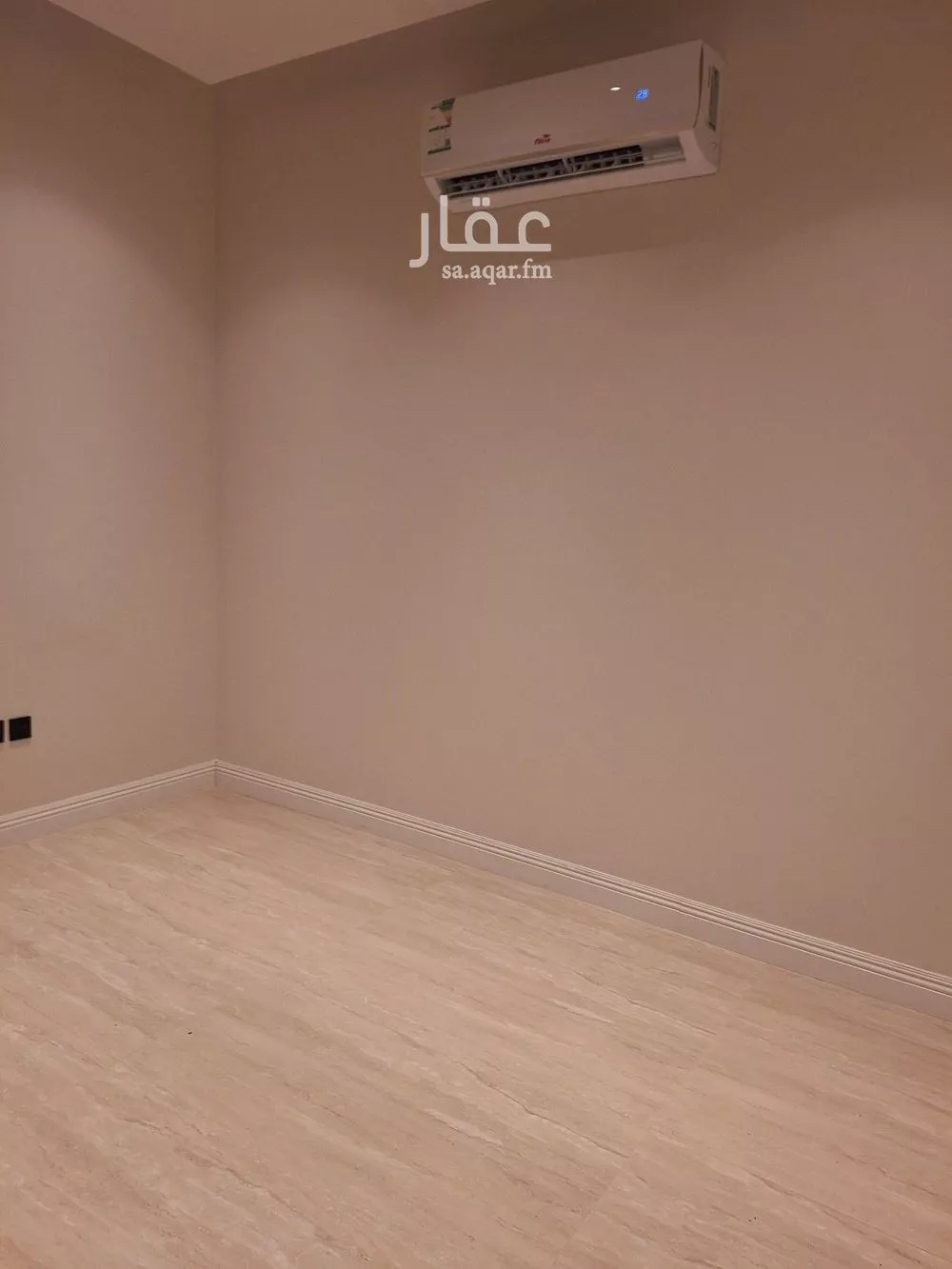 فيلا 4 غرف في النرجس 10