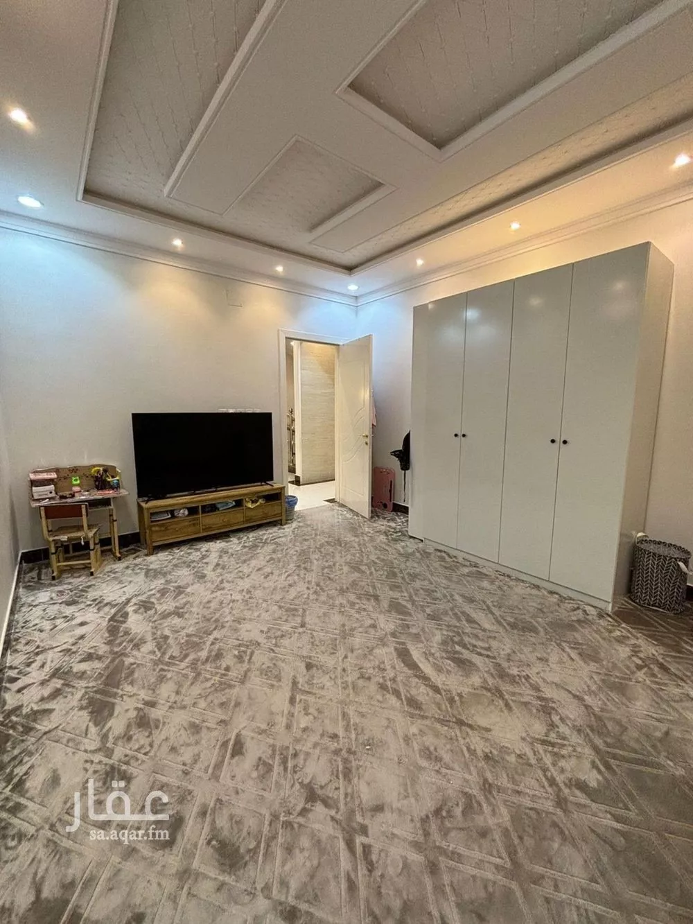 6 bedroom villa in Tuwaiq 16