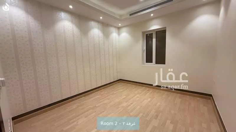 6 bedroom villa in Al Malqa 8