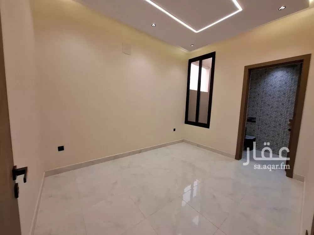 3 bedroom floor in Tuwaiq 4
