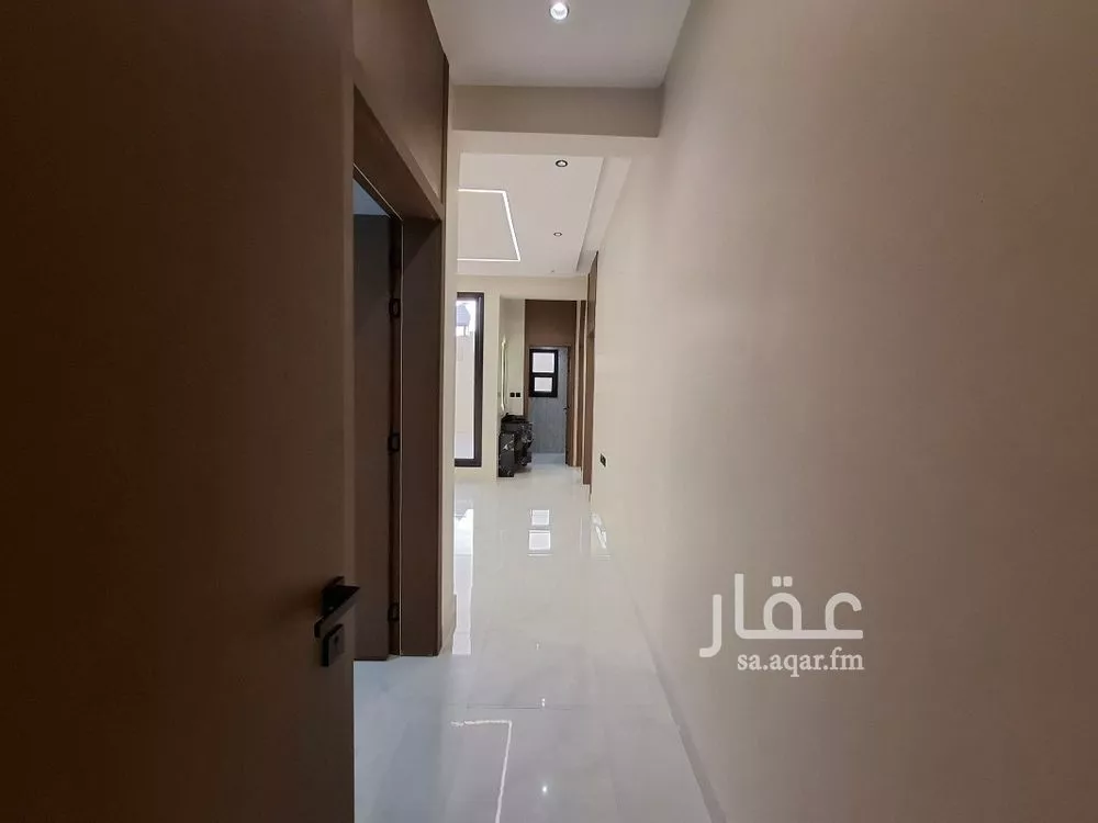 3 bedroom floor in Tuwaiq 9