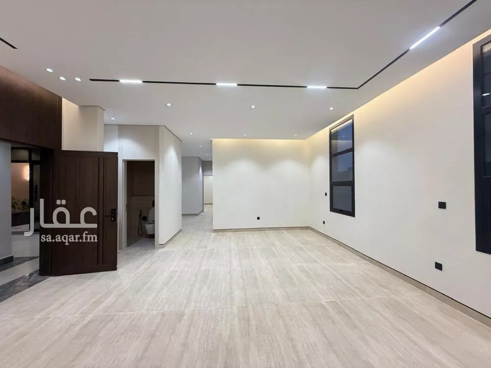 3 bedroom villa in Al Mahdiyyah, Riyadh 14