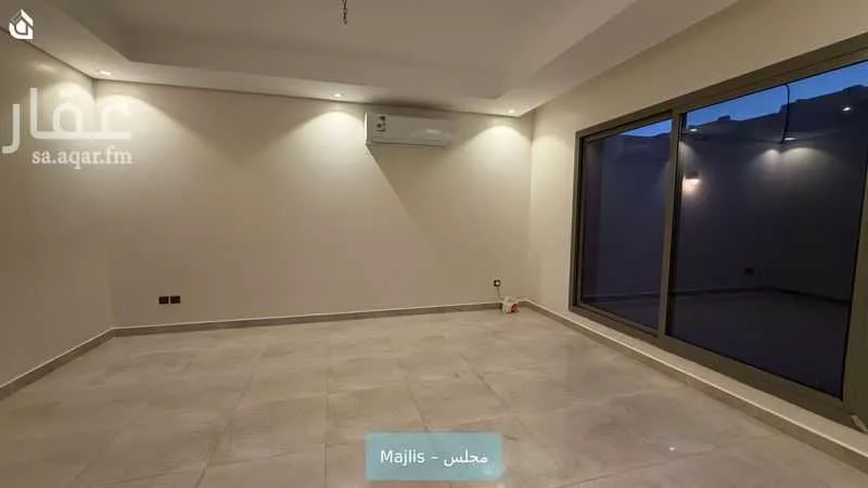 فيلا 5 غرف في النرجس 6